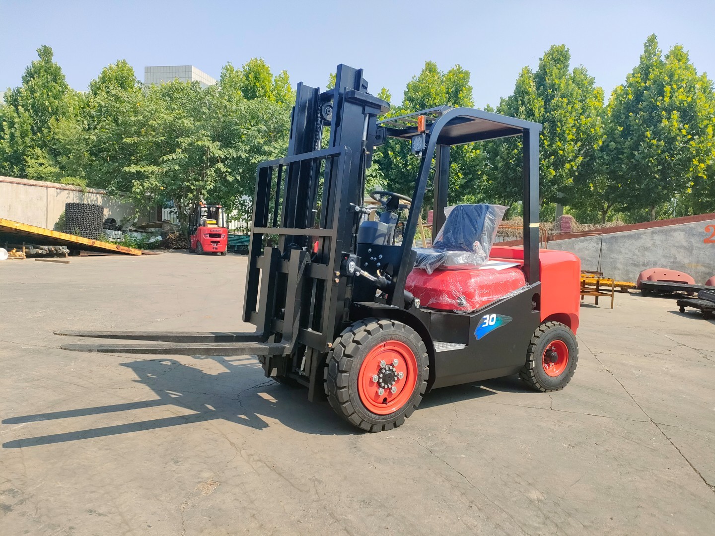 Robust and Durable Diesel Forklift Built for Longevity and Reliability
